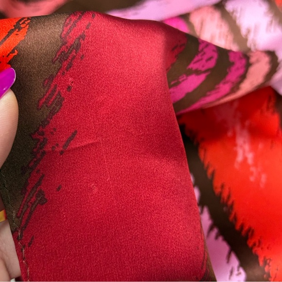 Jones New York Multicolor Abstract Stripe Silk Scarf Red Brown Pink Purple EUC - Picture 6 of 11